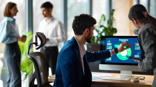 Top 5 CRM Solutions for SMEs in Malaysia